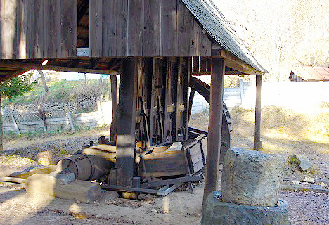 Steampuri de lemn 2- Muzeul mineritului Rosia Montana